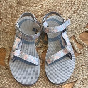 Teva Women's Blue Floral Sandals